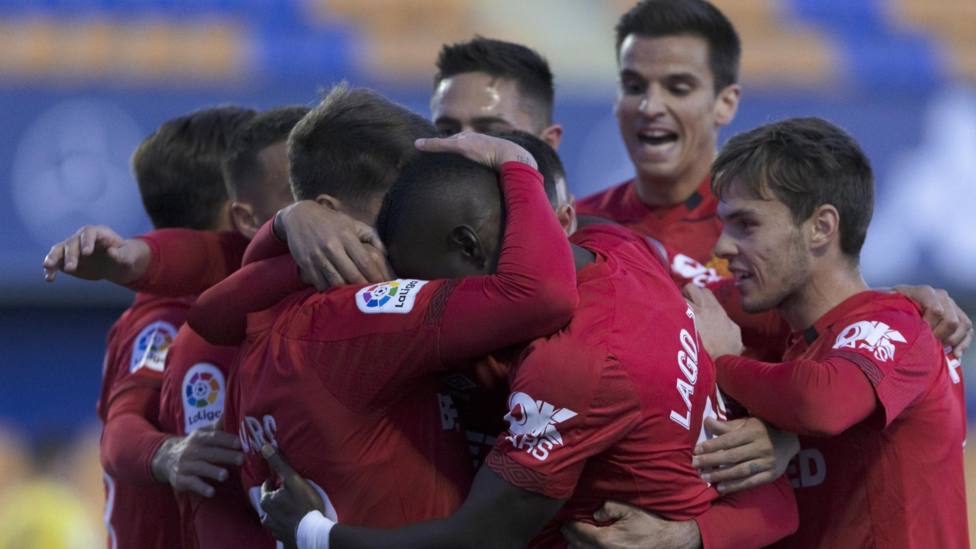 El Sporting remonta a la Ponfe; Gaku salva al Leganés; el Mallorca hunde al Alcorcón