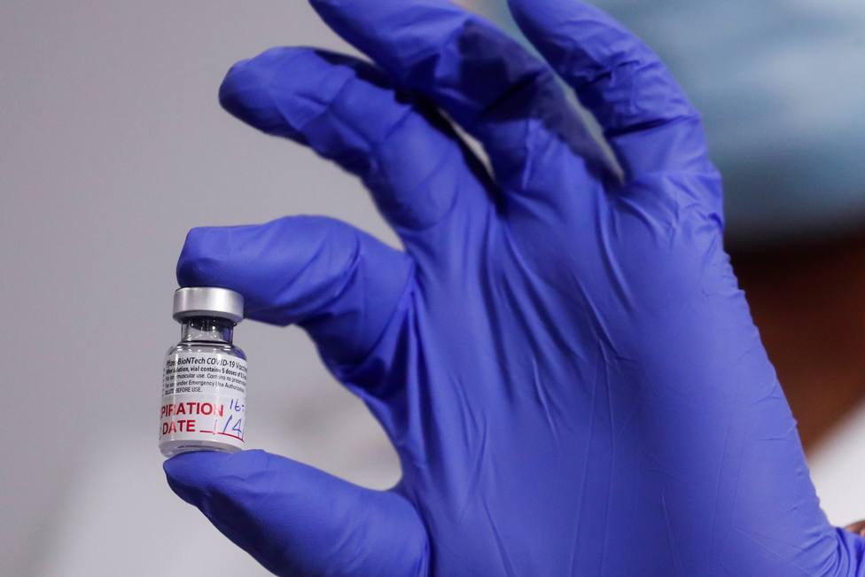 Nueva York abre centros para vacunar de la covid-19 las 24 horas