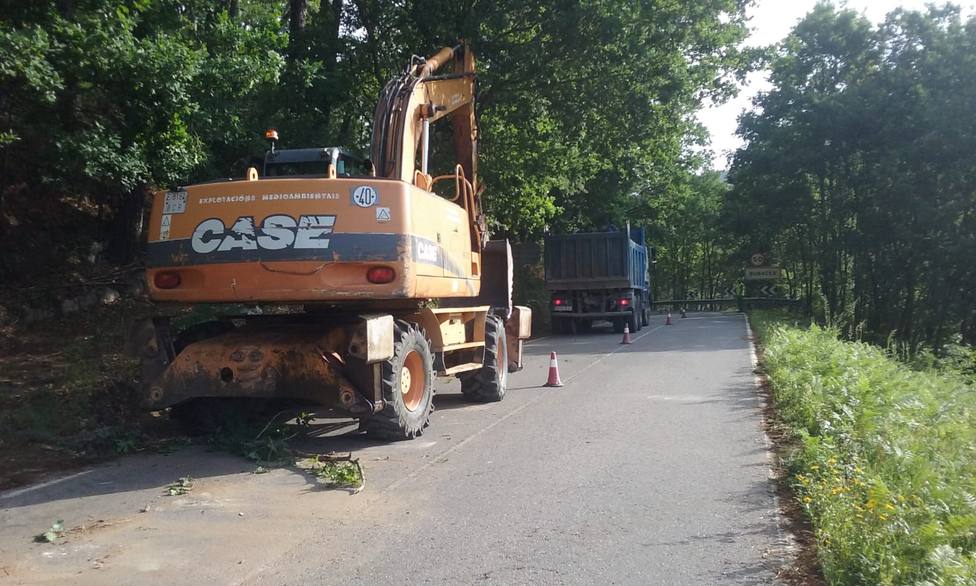 A Xunta inicia as obras dunha nova senda peonil na estrada OU-312 en Bubaces, no concello de Lobios