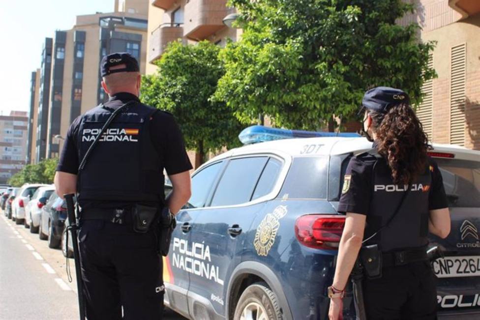Detenido un hombre en Fuengirola por arrojar al vacío a su pareja desde una segunda planta