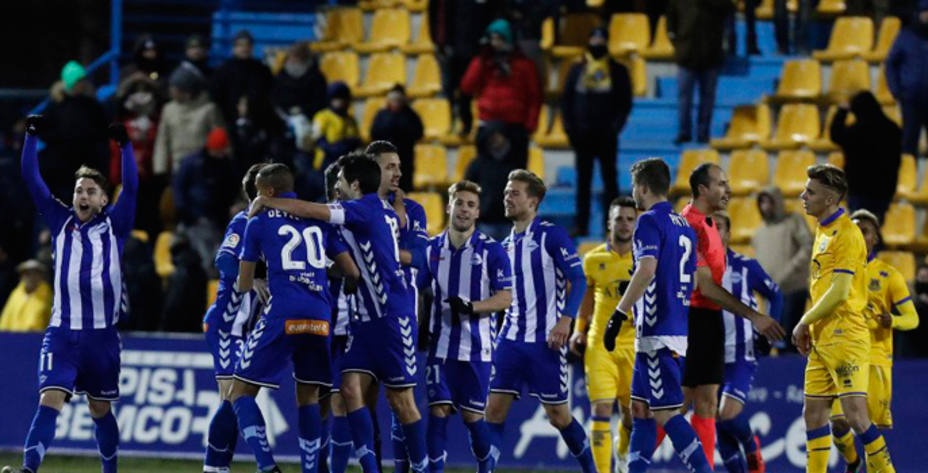 El Alavés derrotó al Alcorcón (0-2) en la ida (@LaLiga)