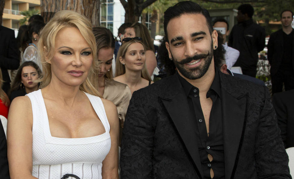 Pamela Anderson rompe con su novio tras acusarle de ser infiel y machista