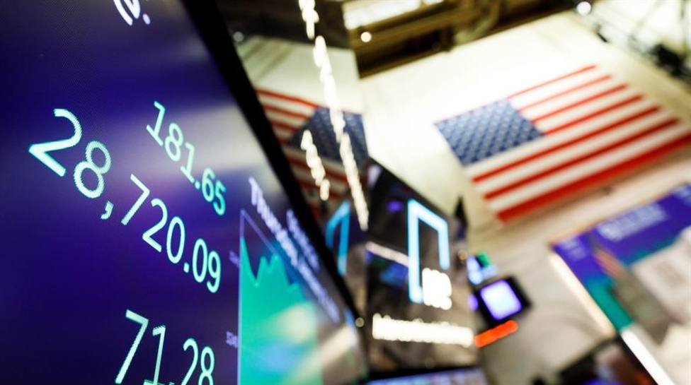 La Bolsa de Nueva York marcó ayer un nuevo récord histórico, con el índice Dow Jones por encima de los 30.000