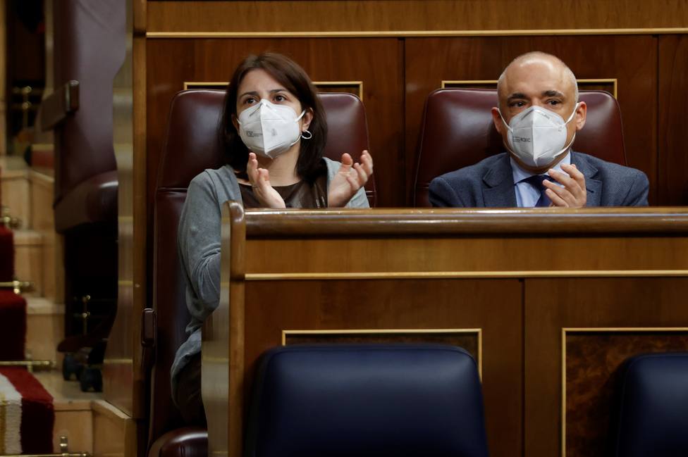 El Congreso acelera la mesa de diálogo en Cataluña con el apoyo de PSOE y Podemos