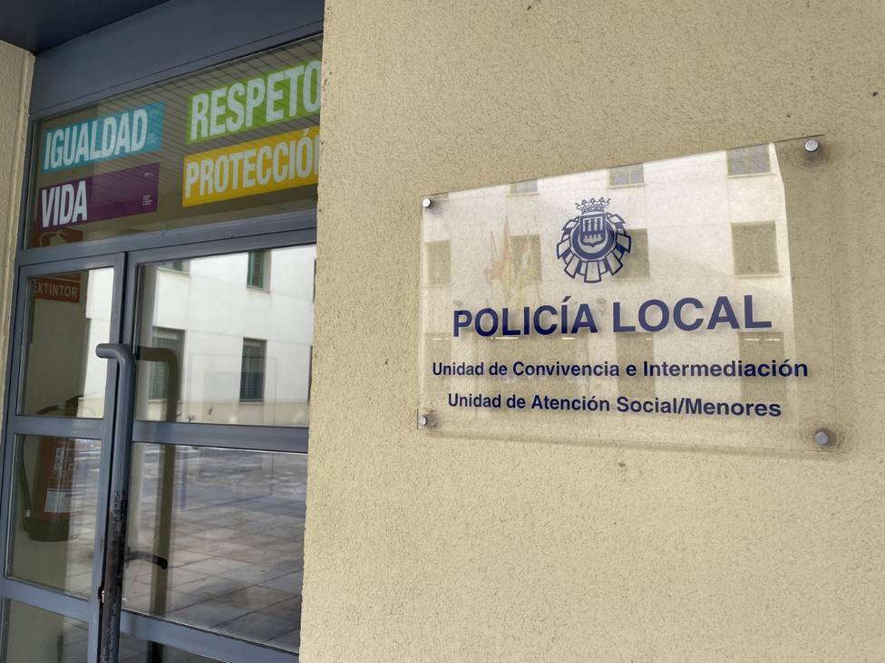 La Policía Local de Logroño quiere concienciar a los jóvenes para evitar aglomeraciones en los recreos