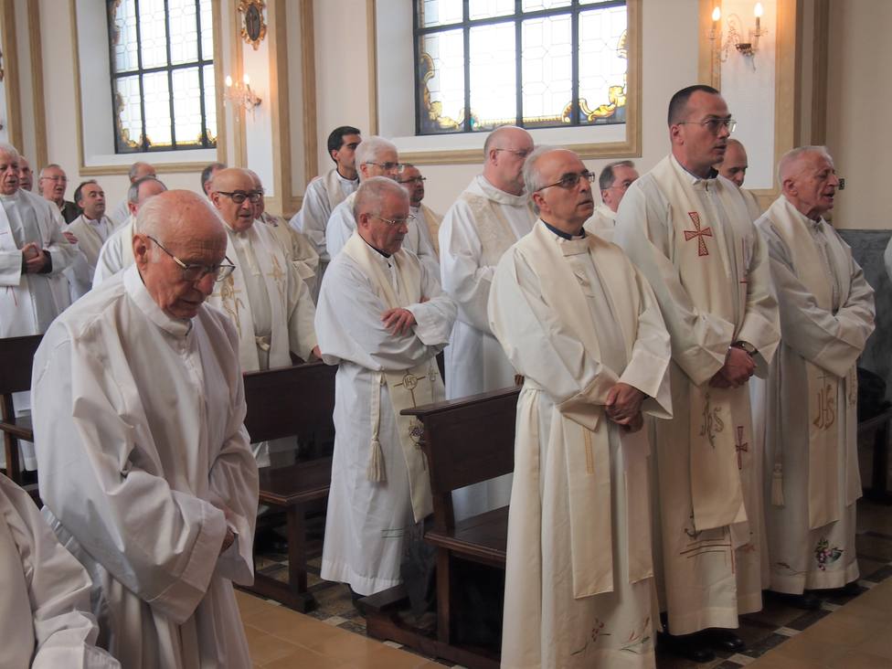 Foto de archivo de varios sacerdotes de la Diócesis de Mondoñedo-Ferrol - FOTO: Diócesis