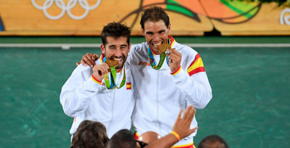 Rafa Nadal y Marc López, ganadores del oro. REUTERS