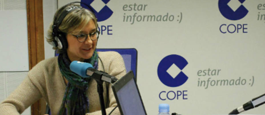Isabel García Tejerina durante una entrevista en COPE.