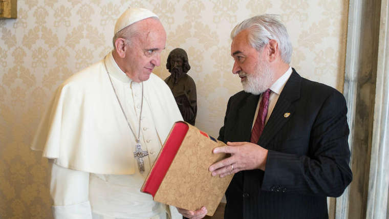 Dario Villanueva, director de la RAE sobre su encuentro con el Papa Francisco: “La impresión fue de una persona extraordinariamente llana
