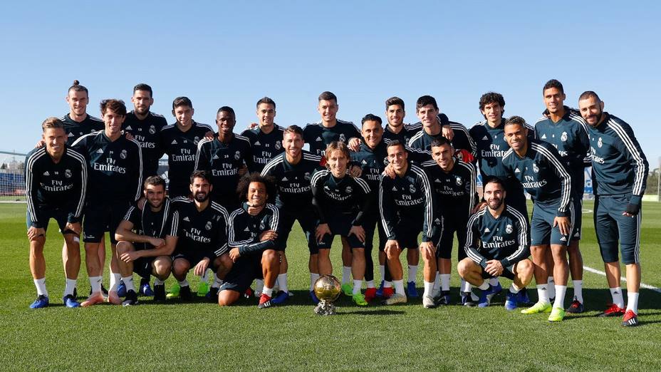 Modric comparte su Balón de Oro con sus compañeros