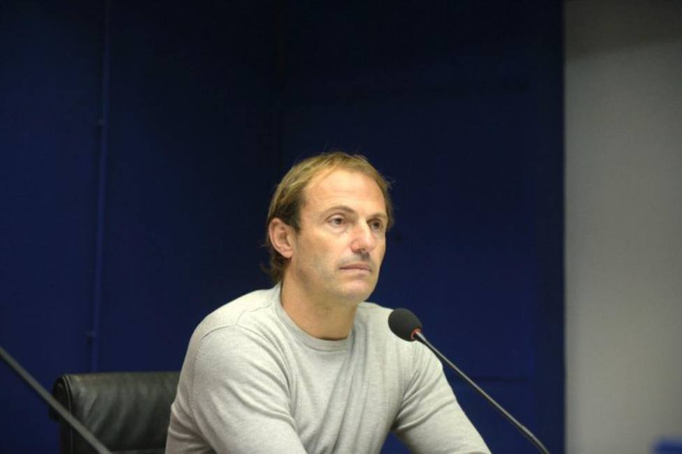 Francesc Arnau afronta un mes de enero muy intenso para el Real Oviedo.