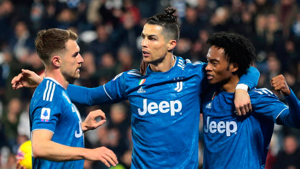 Cristiano Ronaldo celebra el gol marcado al Spal de Ferrara. EFE