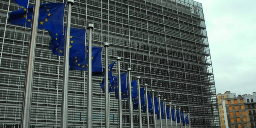 España propone un banco de patentes abiertas en la UE frente al coronavirus