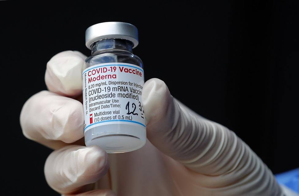 Moderna logra beneficios por primera vez en una década, más de 1.000 millones, por la vacuna contra el Covid