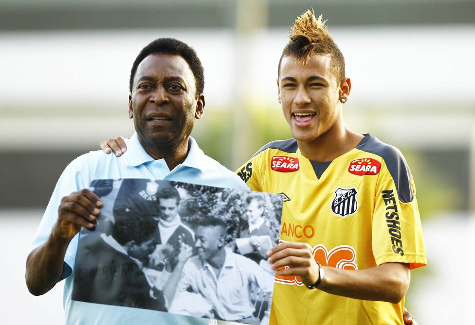 Pele zeigt Neymar