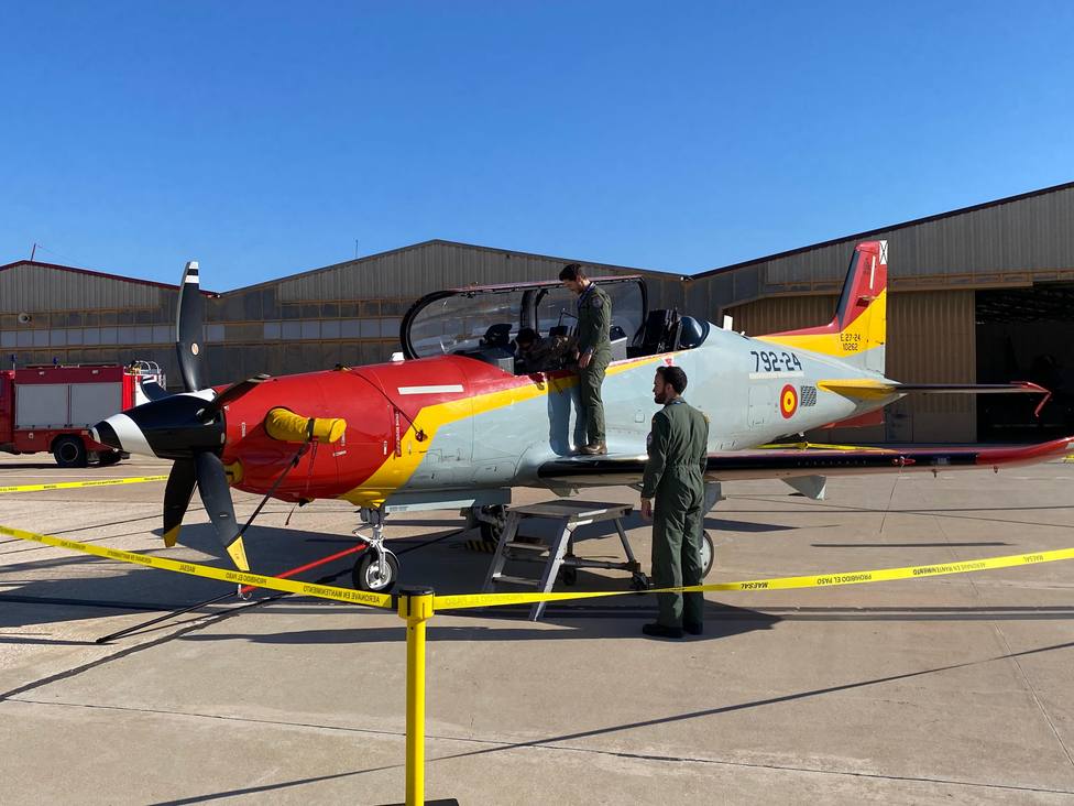 Nuevo avión de instrucción de la Patrulla Águila en Albacete