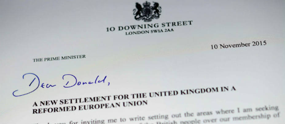 Detalle de la carta enviada por el primer ministro británico, David Cameron, a Donald Tusk, el presidente del Consejo Europeo. Reuters