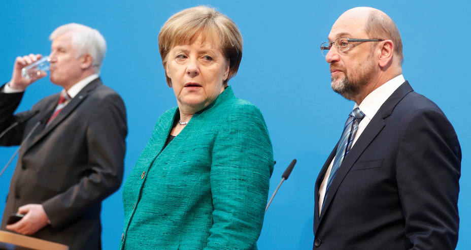 La canciller alemana, Angela Merkel, y el socialdemócrata Martin Schulz