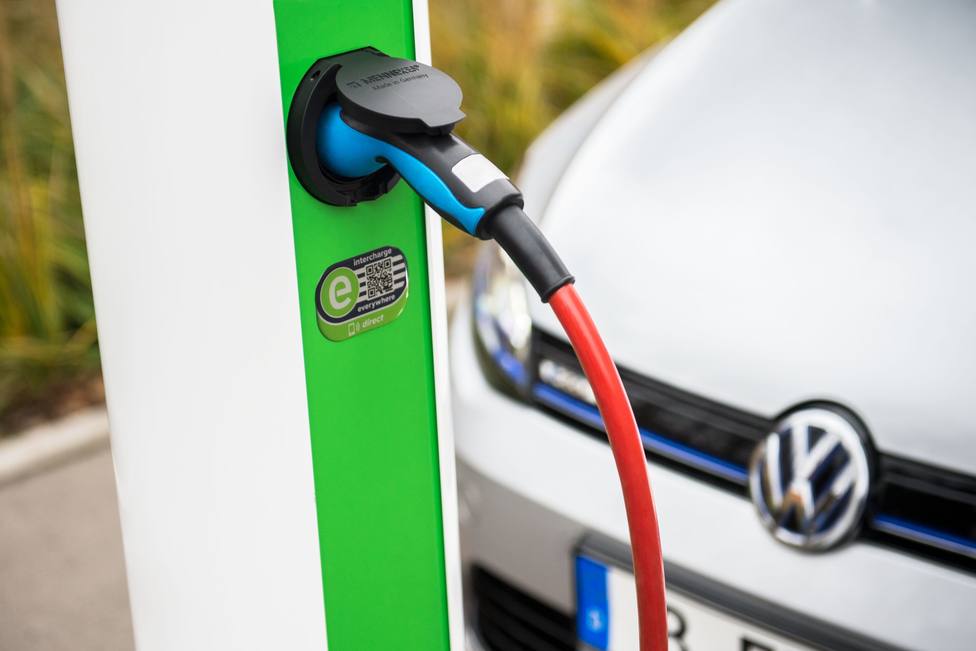 Volkswagen y la sueca Northvolt crean un consorcio para acelerar el desarrollo de baterías en Europa