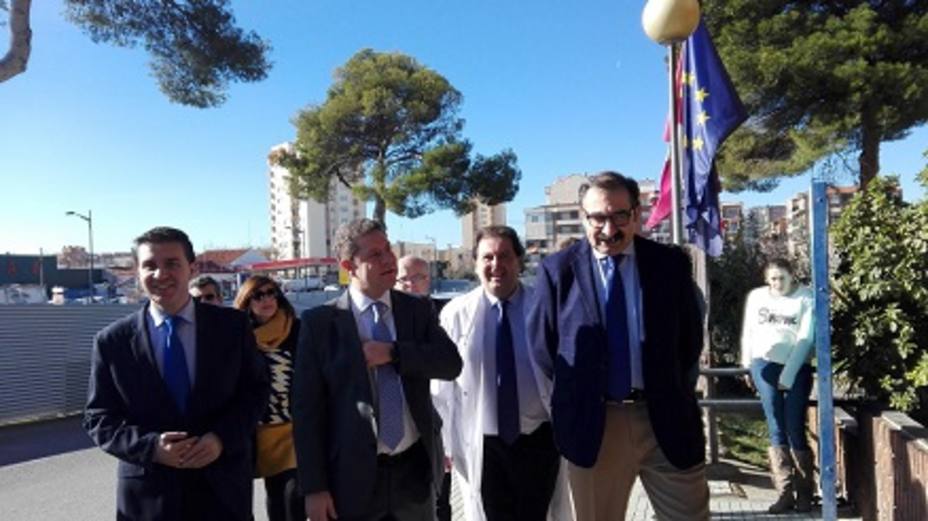 El presidente de C-La Mancha, recibido por el gerente del Complejo Hospitalario