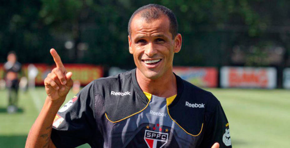 Vitor Borba Ferreira Gomes, más conocido como Rivaldo, ha anunciado su retirada.