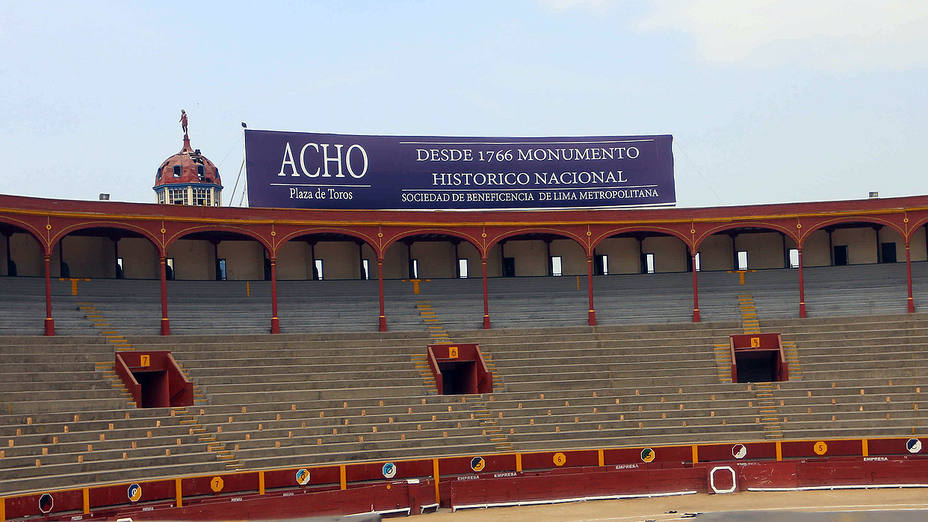 El bicentenario coso de Acho en Lima acogerá un año más la Feria del Señor de los Milagros