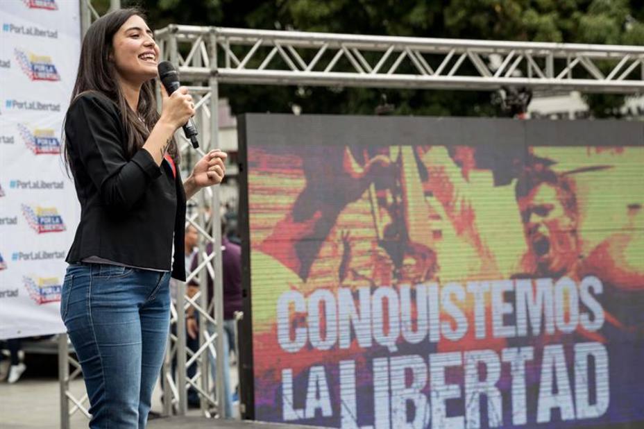 Patricia de Ceballos, esposa del líder opositor venezolano Daniel Ceballos, durante un evento público