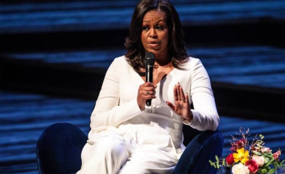 Michelle Obama en un momento de la charla en la que confiesa que ha sentido ser una impostora