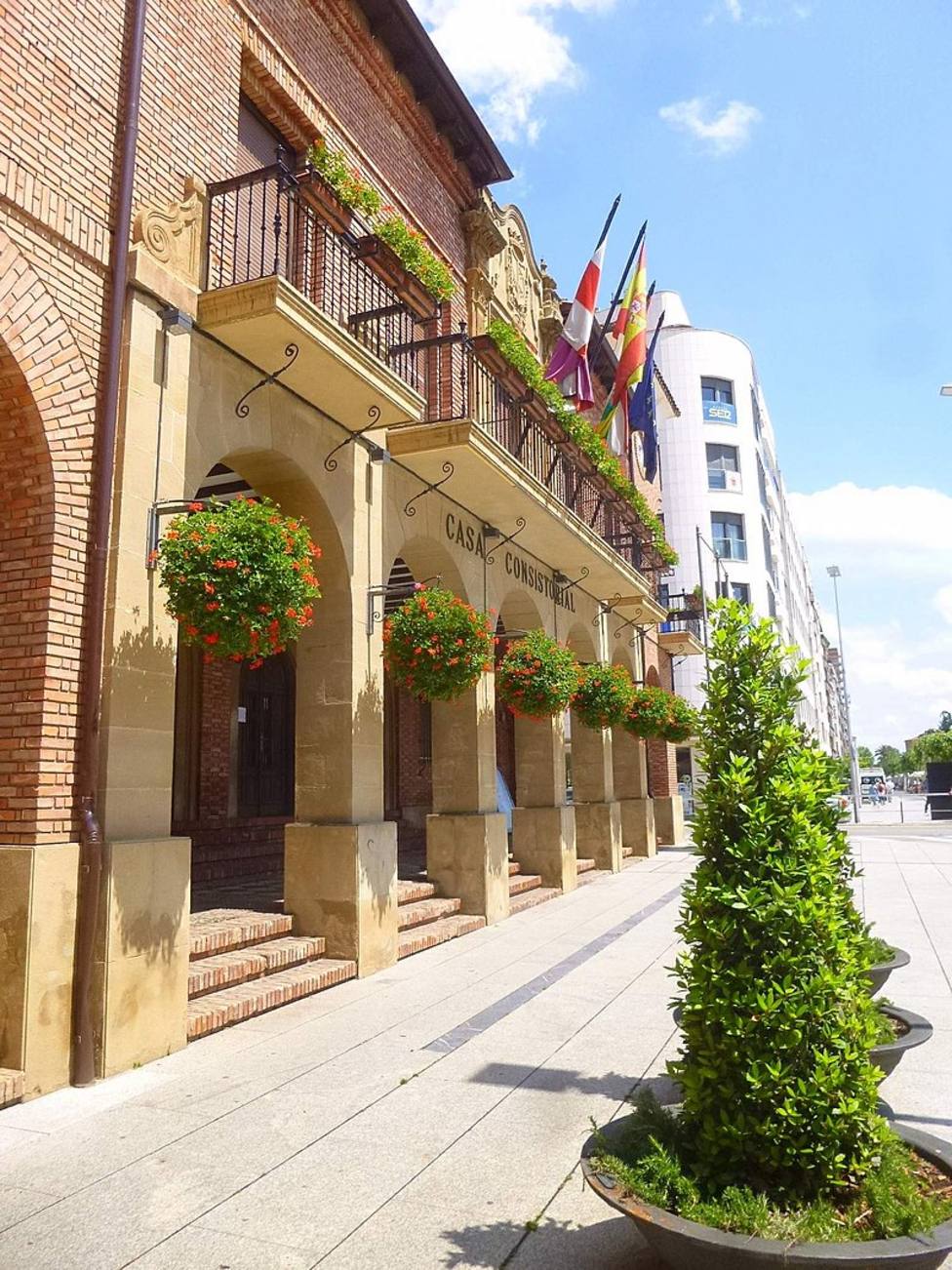 El Ayuntamiento de Calahorra prepara la devolución de tasas y precios por servicios suspendidos