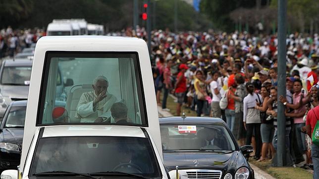 Benedicto XVI reza por una Cuba abierta y renovada