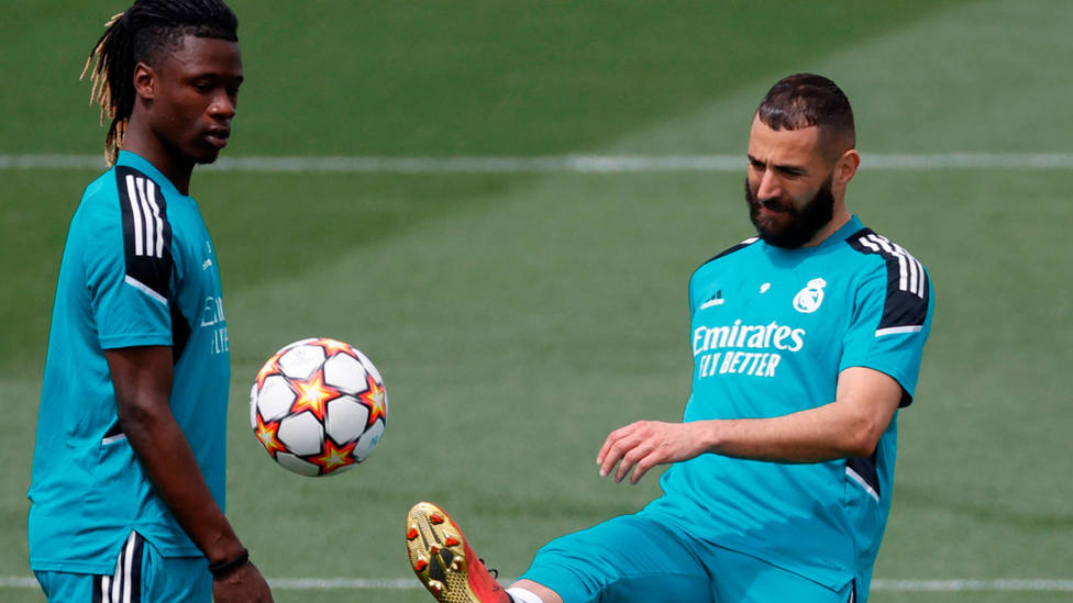 Camavinga y Benzema se entrenan a cuatro días de la final de la Liga de Campeones frente al Real Madrid. EFE
