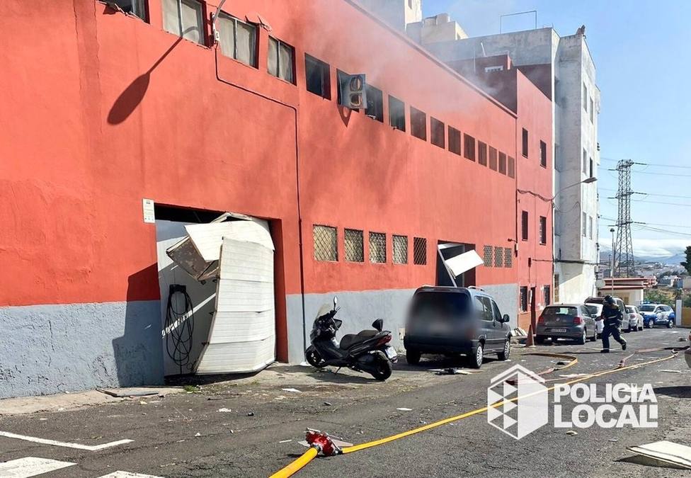 Explosión en una fábrica de hielo en Santa Cruz de Tenerife