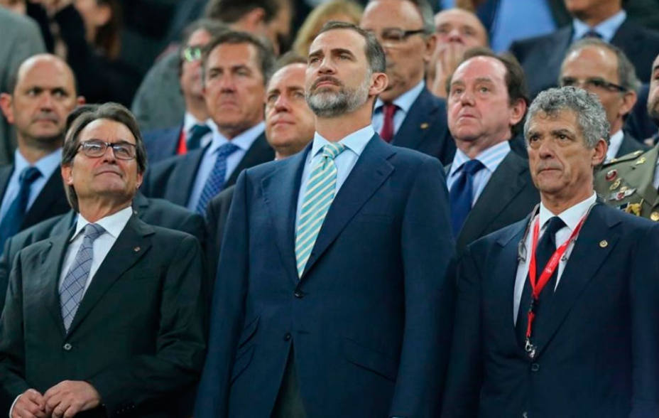 El Rey Felipe, durante una de las últimas finales de la Copa del Rey. REUTERS
