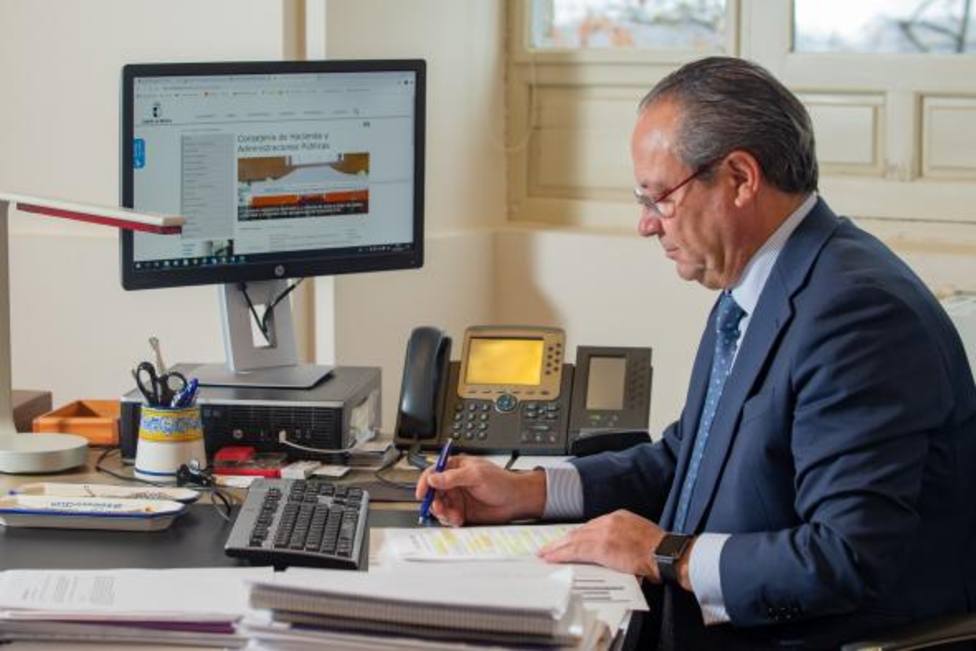 Artículo de opinión del consejero de Hacienda y Administraciones Públicas, Juan Alfonso Ruiz Molina: ‘Una herramienta para impulsar la competitividad y sostenibilidad económica y social’