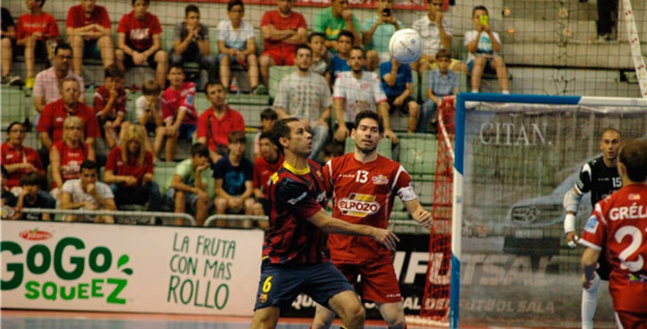 El Pozo derrotó 2-0 al Barcelona y forzó el tercer partido de la semifinal. Foto: LNFS.