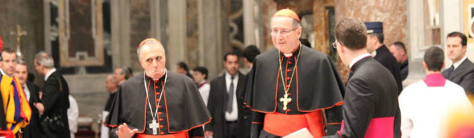 Oración de los Cardenales en San Pedro. InterMirifica.net