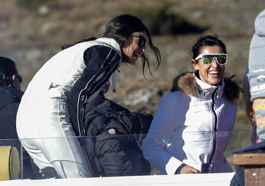 Blanca Romero y Lucía Rivera, dos modelos con gran estilazo en la nieve