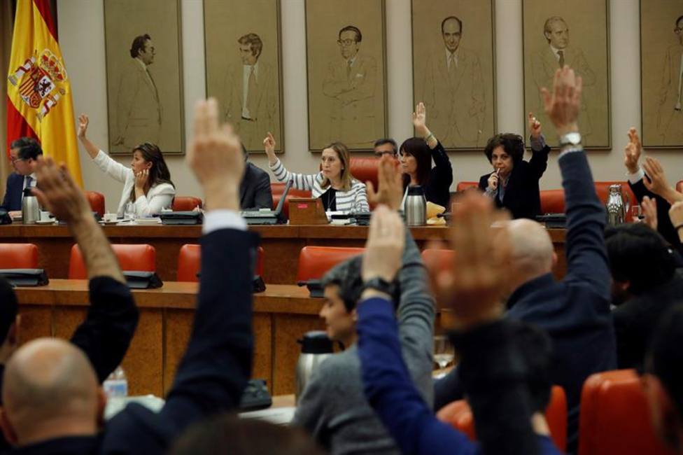 El Congreso convalida los decretos leyes de Sánchez con los mismos acuerdos de la moción de censura