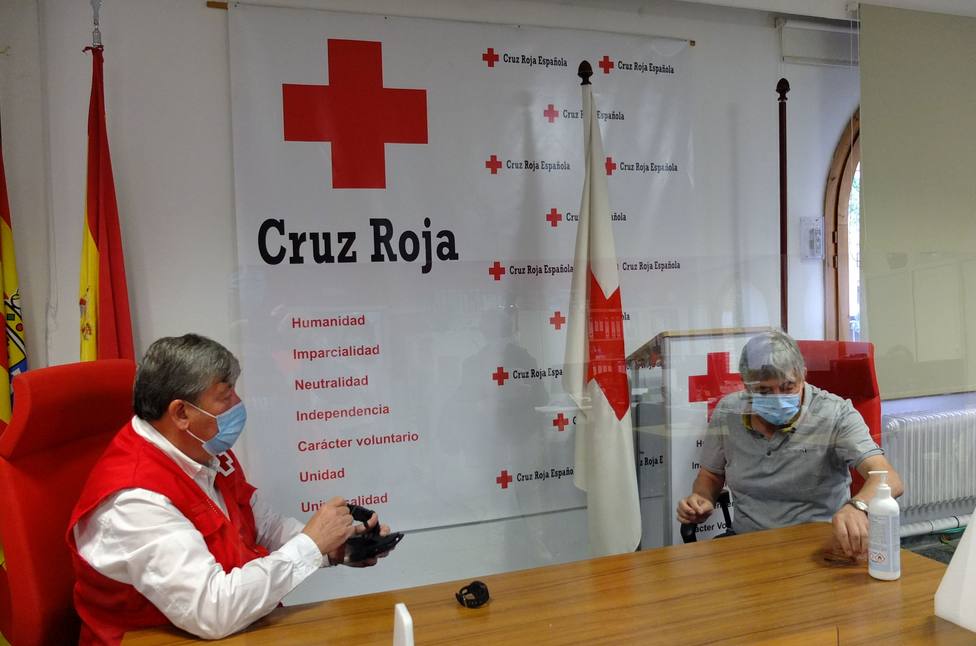 Cruz Roja trabaja con la Asociación Alzheimer