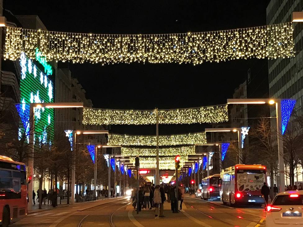 Luces de Navidad. Zaragoza. Paseo Independencia
