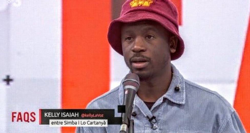 El programa de TV3 presentó a Kelly ganador de La Voz con el rótulo entre  Simba i lo Cartanya