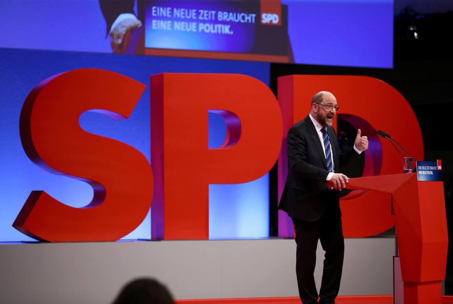 Schultz líder del SPD durante su intervención en el congreso del partido en Bonn