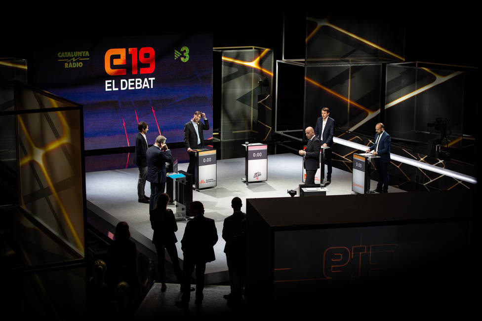 TV3 emite en el debate el minuto de oro grabado de Junqueras y no el de Puigdemont