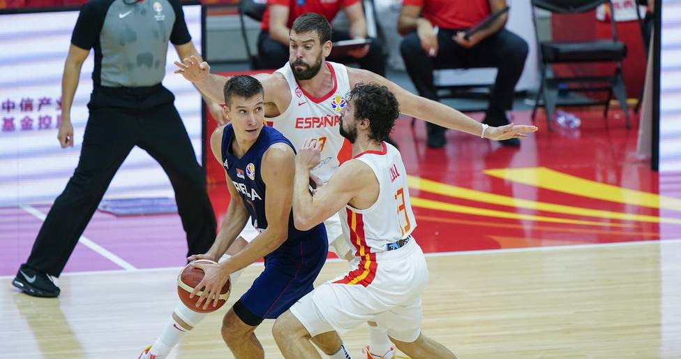 Baloncesto/Selección.- España somete a Serbia (81-69) y se cita con Polonia en cuartos