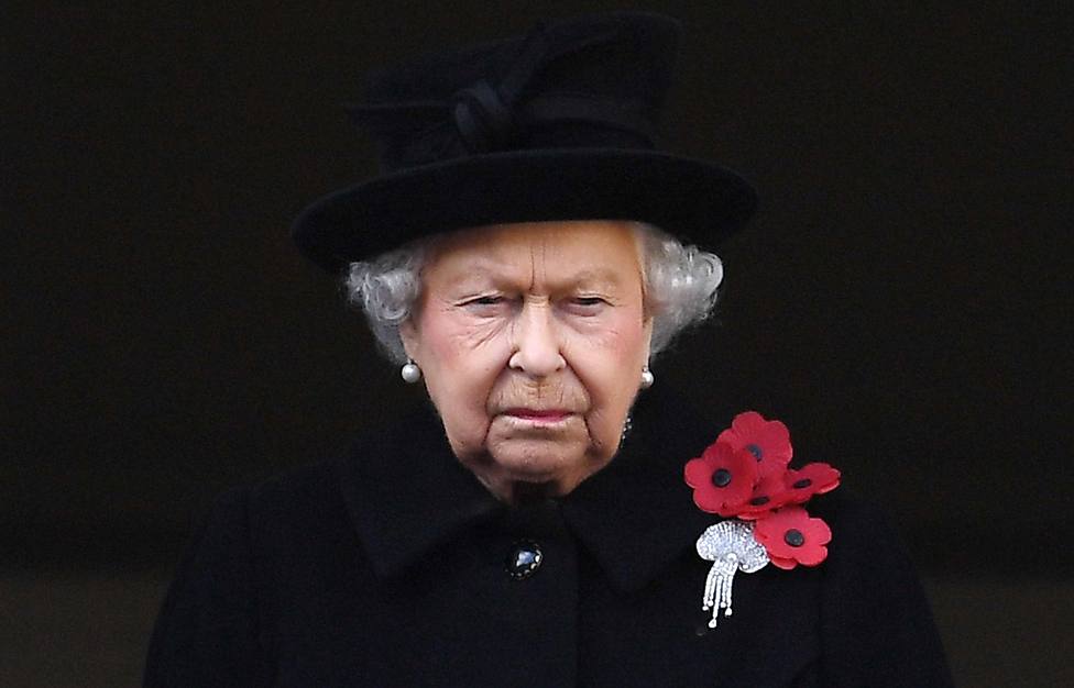 Isabel II, entre la magnanimidad y la amenaza