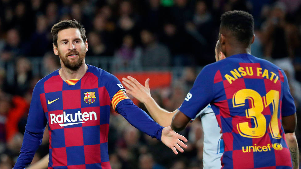 Leo Messi celebra con Ansu Fati un gol para el Barça durante la temporada 2019/2020. CORDONPRESS