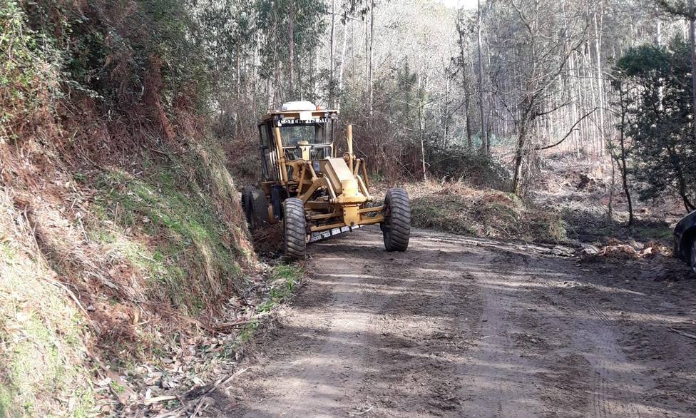 Fallece un hombre de 60 años en una pista forestal de Anguiano