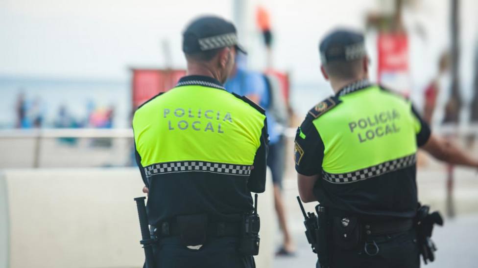 La Policía Local de Logroño sanciona y saca a 18 menores de edad de un merendero