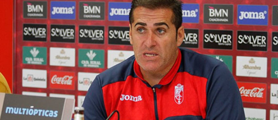 José Ramón Sandoval deja de ser entrenador del Granada (FOTO: Granada CF)