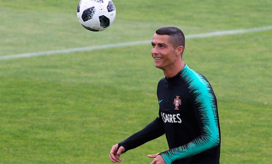 Cristiano Ronaldo, en su primer día de trabajo con la selección de Portugal para el Mundial de Rusia. CORDON PRESS
